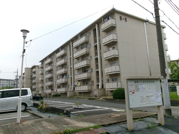 寝屋川三井 外観写真